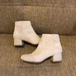 Kenneth Cole: Suede Ankle Booties